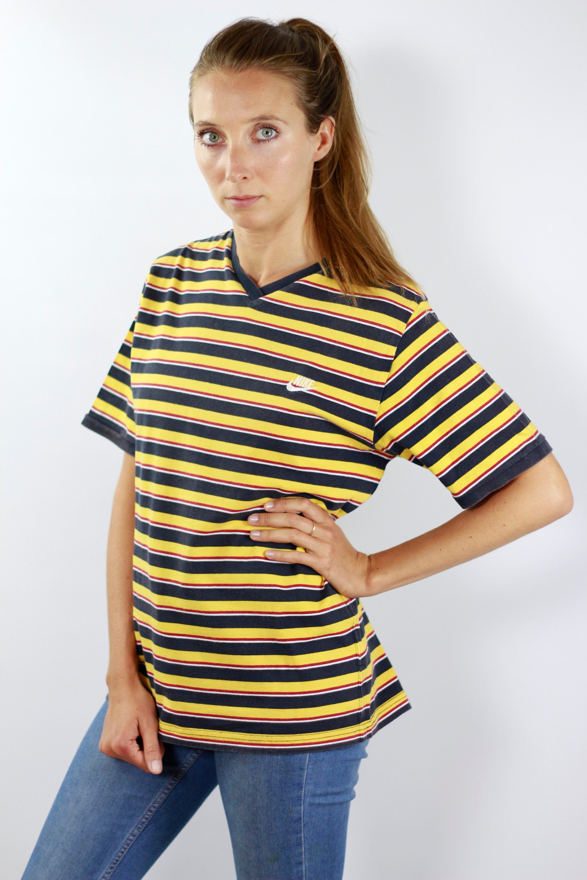 nike black yellow shirt