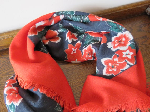 Large 1980s floral print fringed scarf