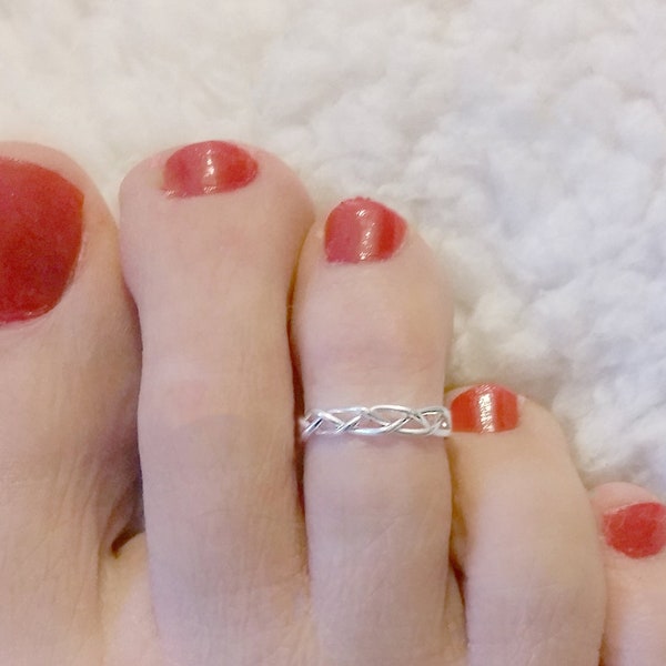 Braided Toe Ring, Silver Toe Ring, Woven Toe Ring, Toe Ring, Braid Midi Ring, Braided Knuckle Ring, Stackable Midi Ring, Silver Midi Ring