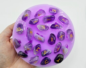 Stampo silicone flessibile lucido set 24 rune pietre 2cm