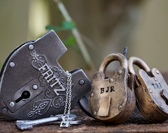 LOVE LOCKS & WEDDING