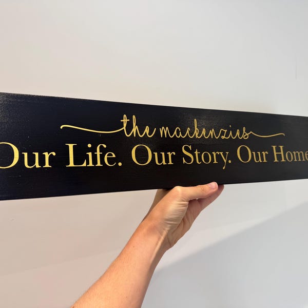 Gepersonaliseerde houten plaquette familiecadeau Nieuw huis - meerdere maten en kleuren Our Life Our Story Our Home