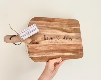 Personalised Engraved Acacia Rustic Wood Serving Board or Chopping Board Wedding Mr & Mrs Gift New Home Wooden Anniversary Gift ANY WORDING