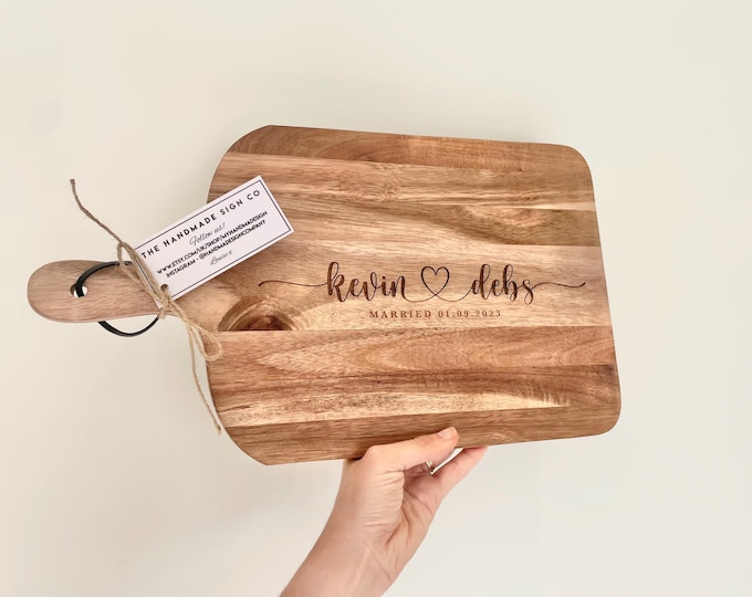 Personalised Engraved Acacia Rustic Wood Serving Board or Chopping Board Wedding Mr & Mrs Gift New Home Wooden Anniversary Gift ANY WORDING