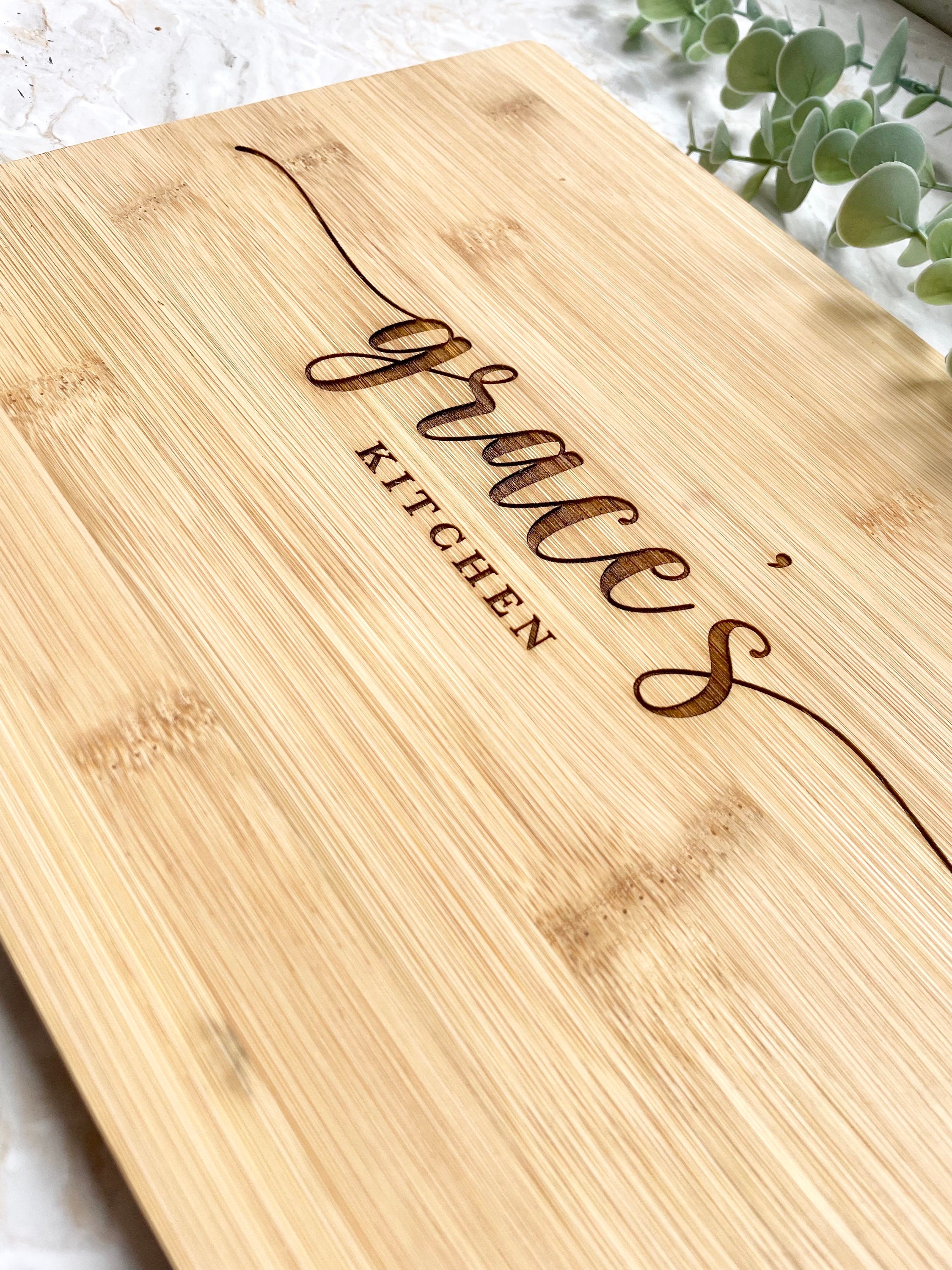 Planche à Découper En Bois De Bambou Personnalisée Avec Texte Gravé - Cadeau Cuisine Idéal