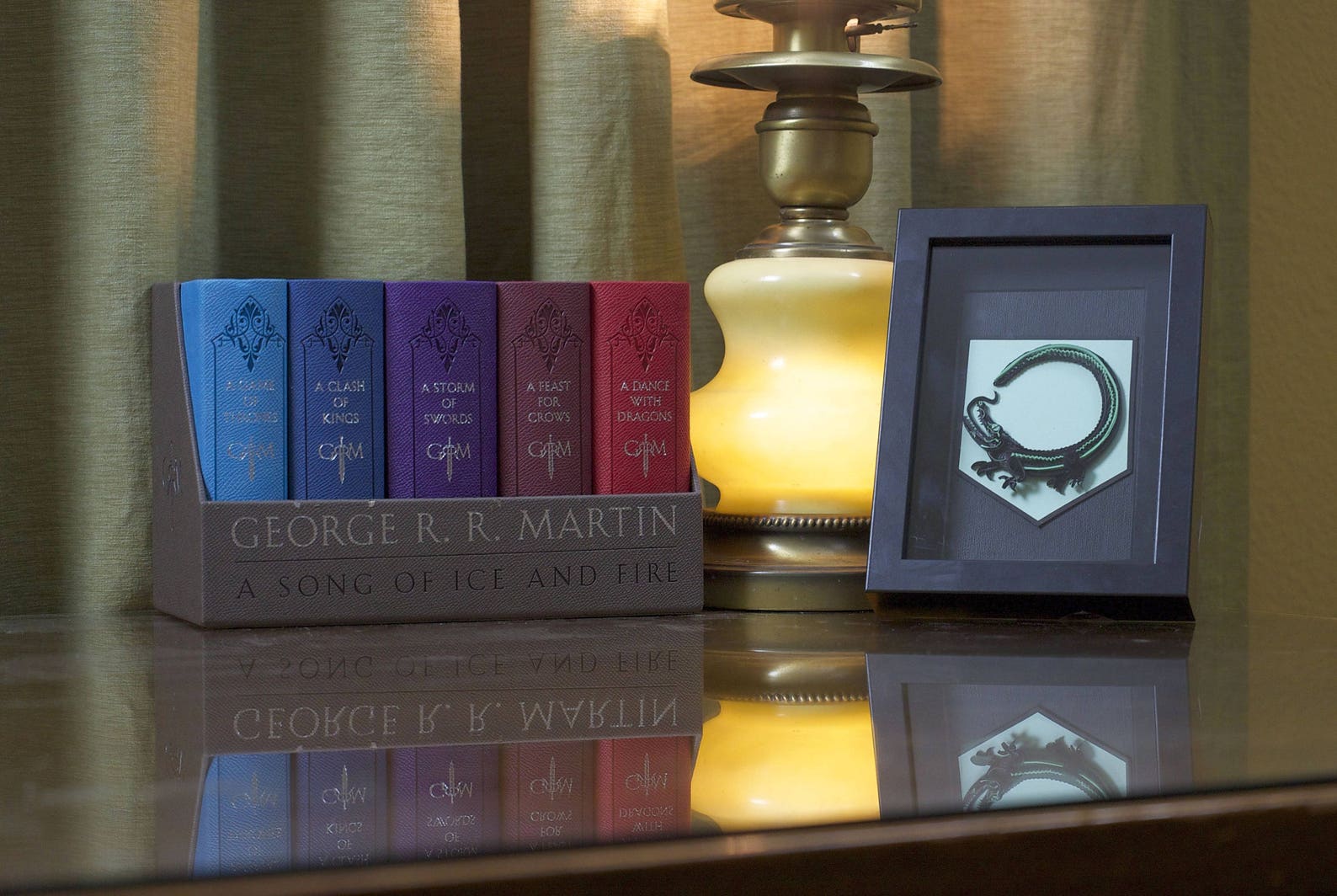 House Reed Black LizardLion Crocodile on Green Banner Sigil Etsy