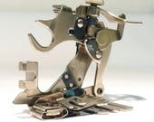 All Metal Vintage SIMANCO SINGER 86642 Ruffler Sewing Machine Attachment Foot
