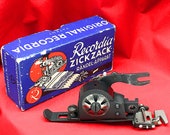 Vintage RECORDIA Zig-Zag Attachment Low Shank ZigZagger Zig Zag SINGER 222 221 201-2 15 191 185 99 66 etc