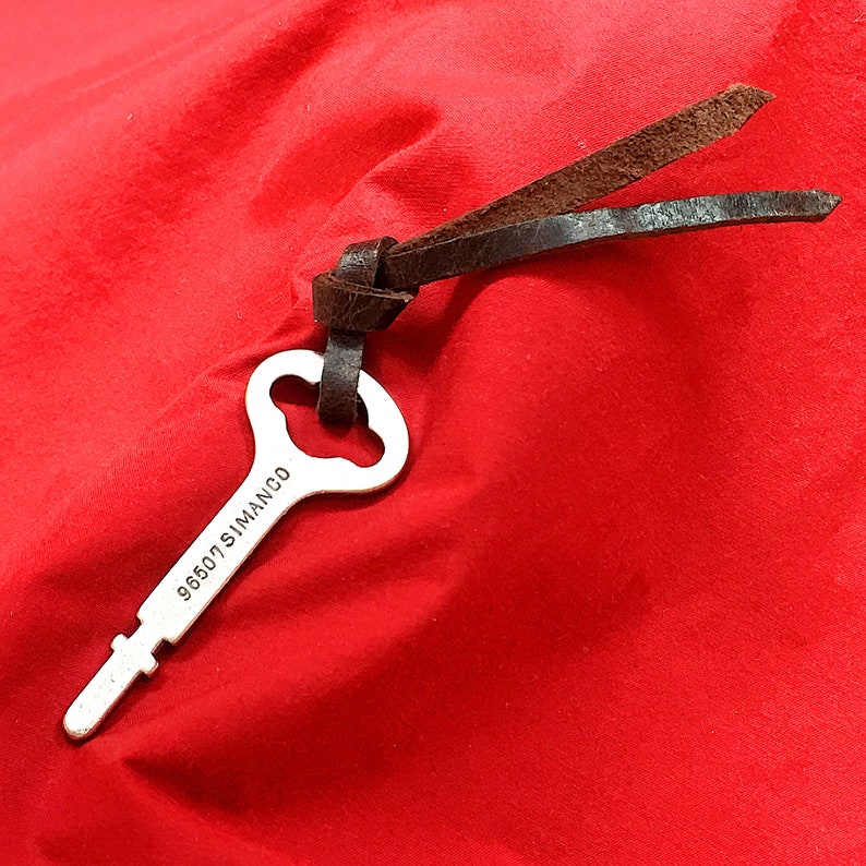 Authentic Vintage SINGER SIMANCO 96507 Key for Sewing Machine Etsy