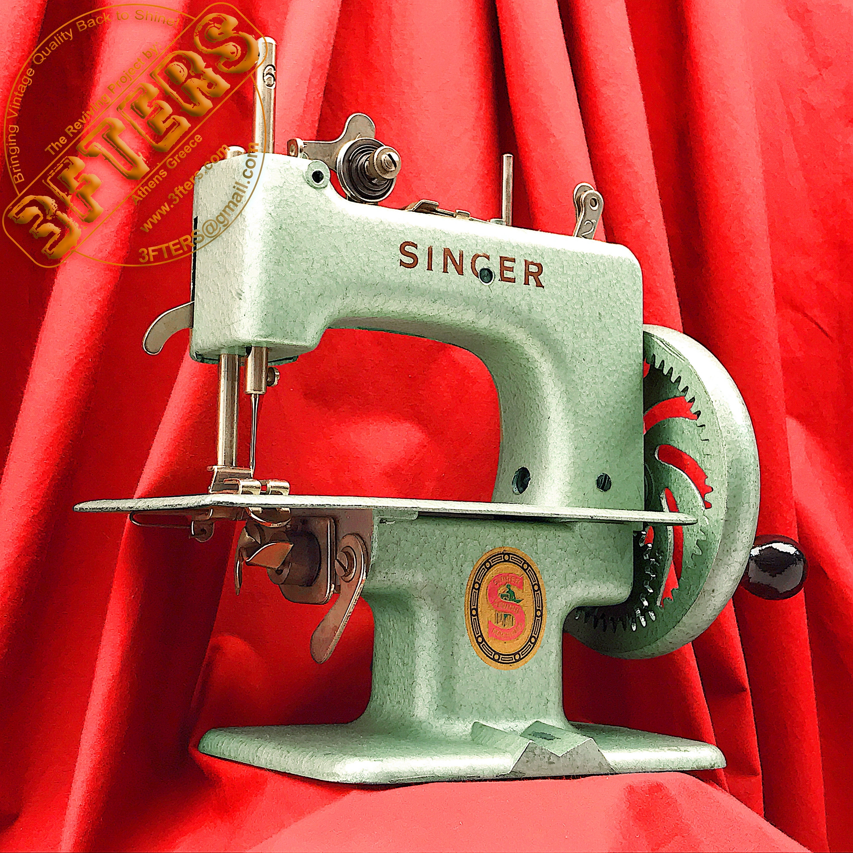 SINGER sewhandy 子供用ミシンシンガー日本製 SINGER SEWHANDY 20 Child Toy Sewing Machine 20-10 Green Restored