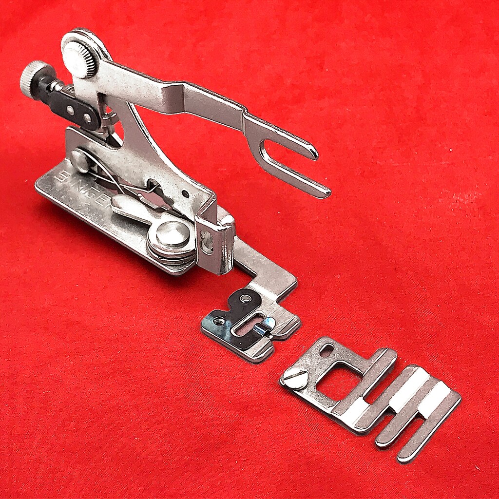 Piedino Per Trapuntatura A Patchwork 6mm - Ckpsms CY-3708-1L, Adatto Per Singer Featherweight 221/222 E Macchine A Gambo Basso