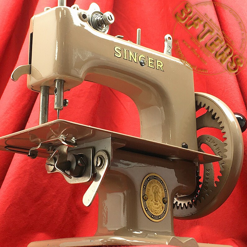 SINGER SEWHANDY 20 Child Toy Sewing Machine 201 Restored & Etsy