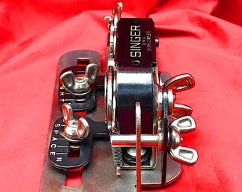 SINGER SIMANCO 121795 Buttonholer Attachment Low Shank 201 Featherweight 221 222 Vintage