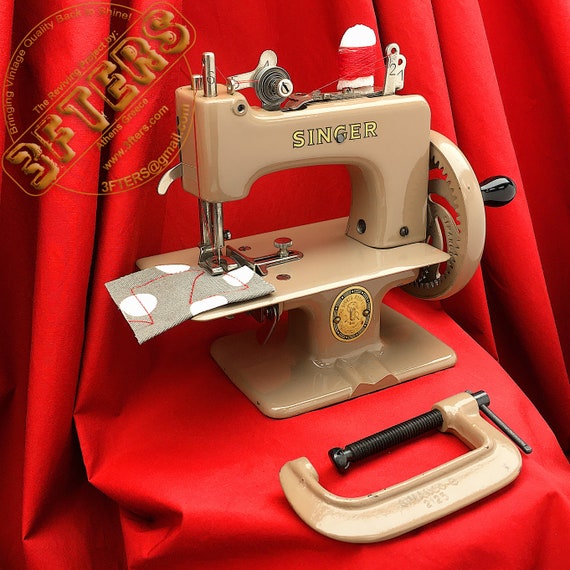 SINGER SEWHANDY 20 Child Toy Sewing Machine 201 Restored & Etsy