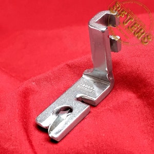 SINGER SIMANCO 5/64&quot; 2mm 35996 120842 120855 161671 189653 Rolled Hemmer VTG Foot Sewing Attachment Low Shank Featherweight 221 222