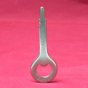 Vintage PFAFF 28470 Key for Sewing Machine Bentwood Case Cover or Treadle Table