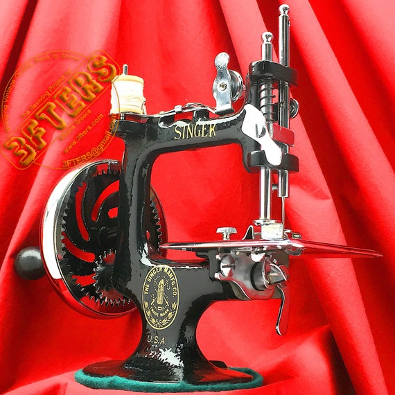 SINGER 20 Maquina De Coser Juguete Infantil 20-1 Restaurada por