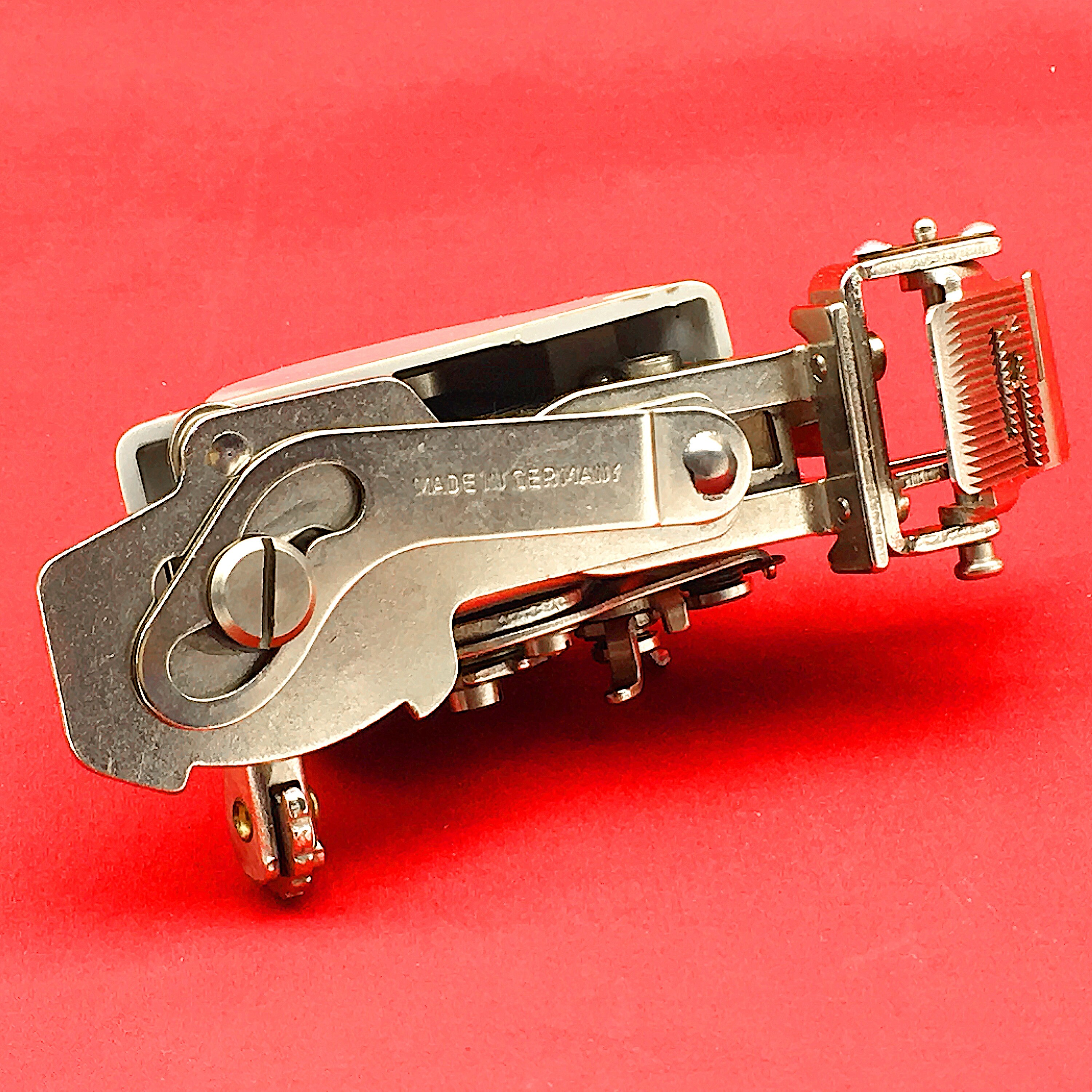 SINGER SF-701 Zigzag Attachment Foot Zigzagger Vintage Made in