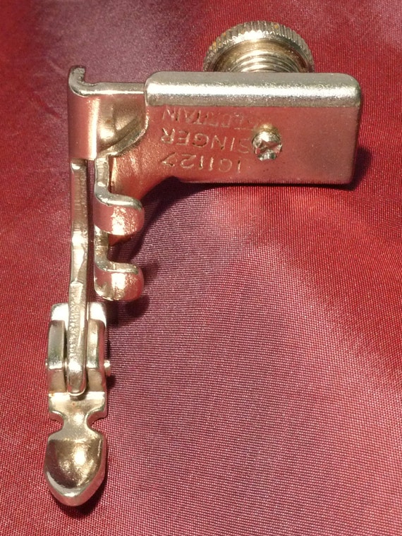Vintage SINGER SIMANCO 161127 Adjustable Zipper & Cording Foot Sewing Attachment Vintage SINGER SIMANCO 161127 Adjustable Zipper & Cording Foot Sewing Attachment
