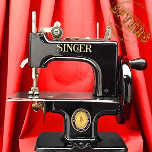 GOLD SINGER SEWHANDY 20 Child Toy Sewing Machine 20-10 Restored & Serviced  by 3FTERS 