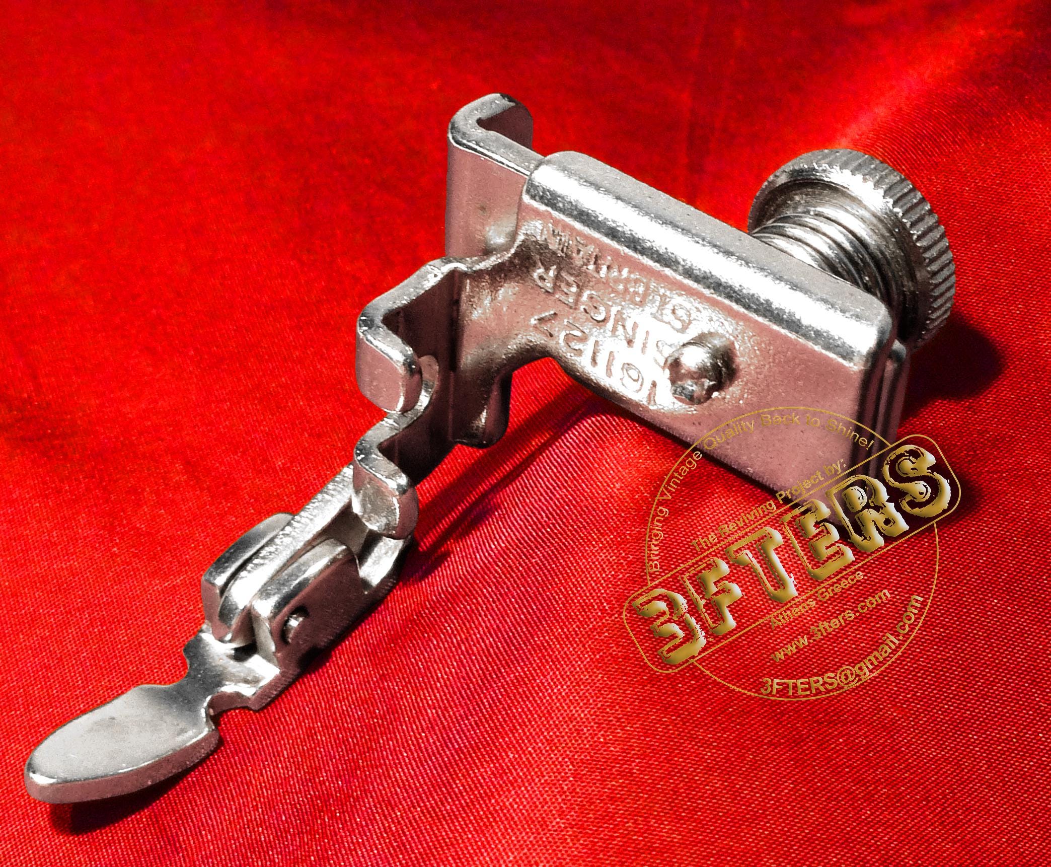 Singer Metal Low Shank Adjustable Zipper Foot – 161127 – For Sewing Machines