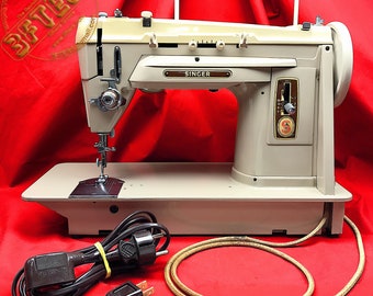 SINGER 402G Vtg Zigzag Treadle Sewing Machine Restored