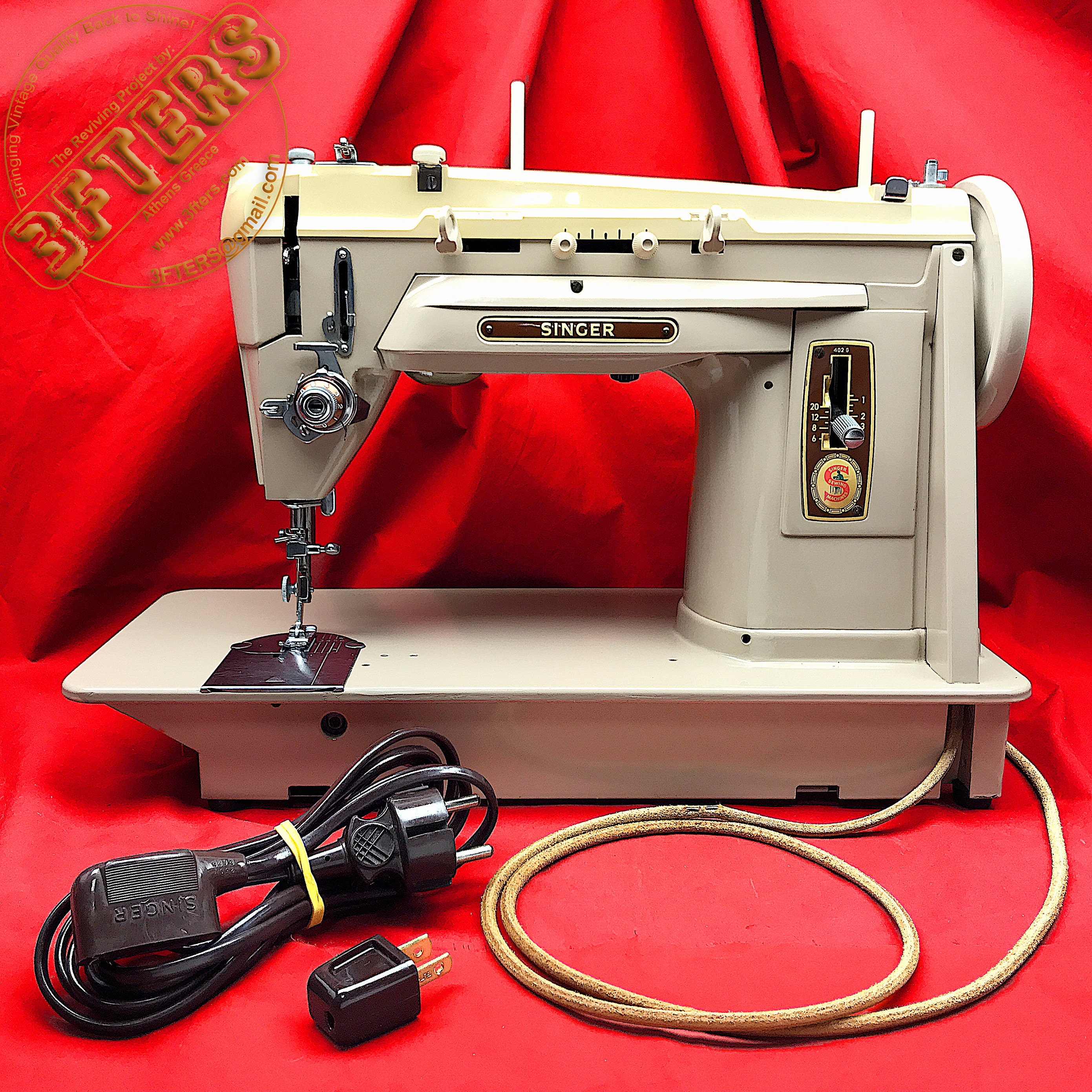 SINGER 402G Vtg Zigzag Treadle Sewing Machine Restored & Serviced