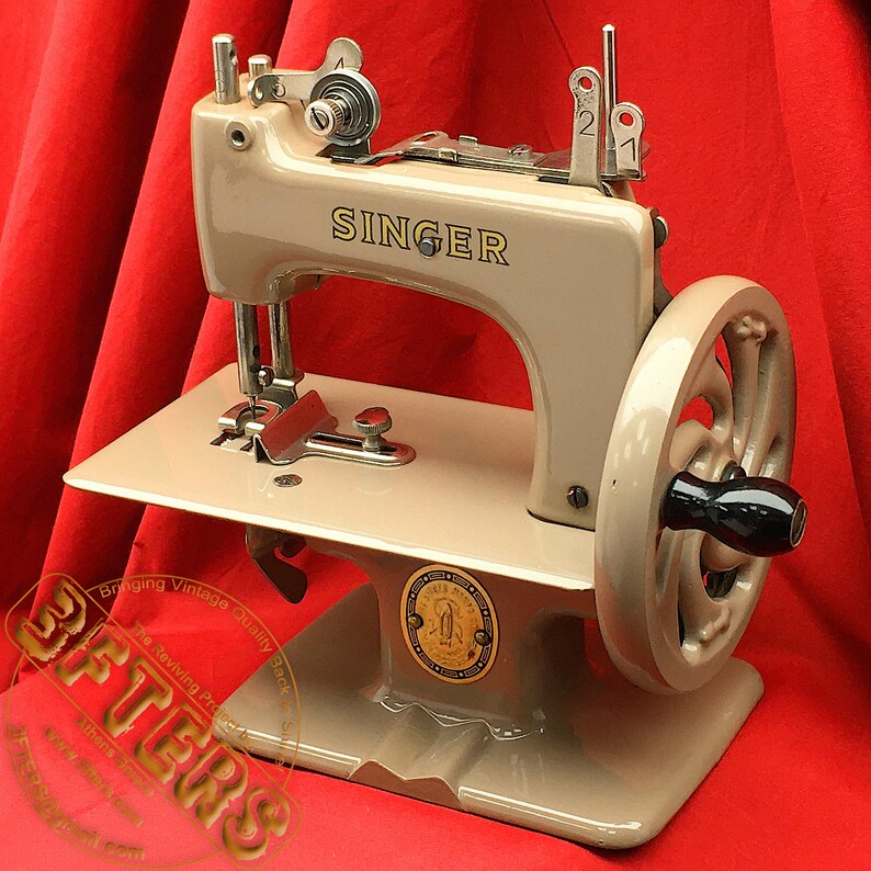 SINGER SEWHANDY 20 Child Toy Sewing Machine 201 Restored & Etsy