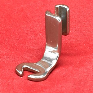 Vintage PFAFF 46120 / 40834 Open Toe Embroidery Adjustable Darning Quilting FMQ FME Low Shank Presser Foot Attachment Sewing Machine