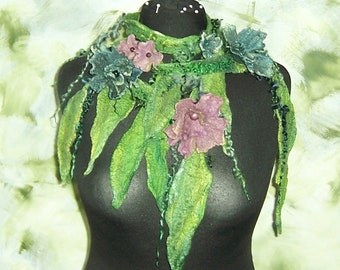 Foulard en feutre, foulard nuno, bijoux en feutre "Flower Power"