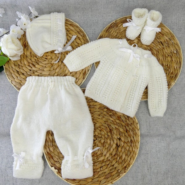 ENSEMBLE 4 PIECES bébé  de 3 à 6 mois -tricoté main baptème - cérémonie