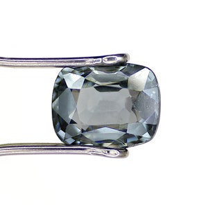 Gray Spinel, 1.26ct, Rectangular Cushion Cut