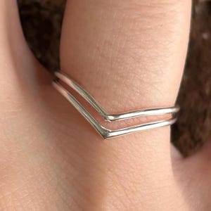 Double Chevron Sterling Silver 925 Ring Band