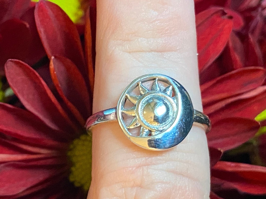 Sterling Silver Moon and Sun Ring · Celestial · 925 - Etsy