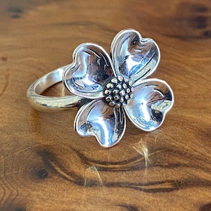 Dogwood Sterling Silver Flower Ring - North Carolina Virginia State Flower