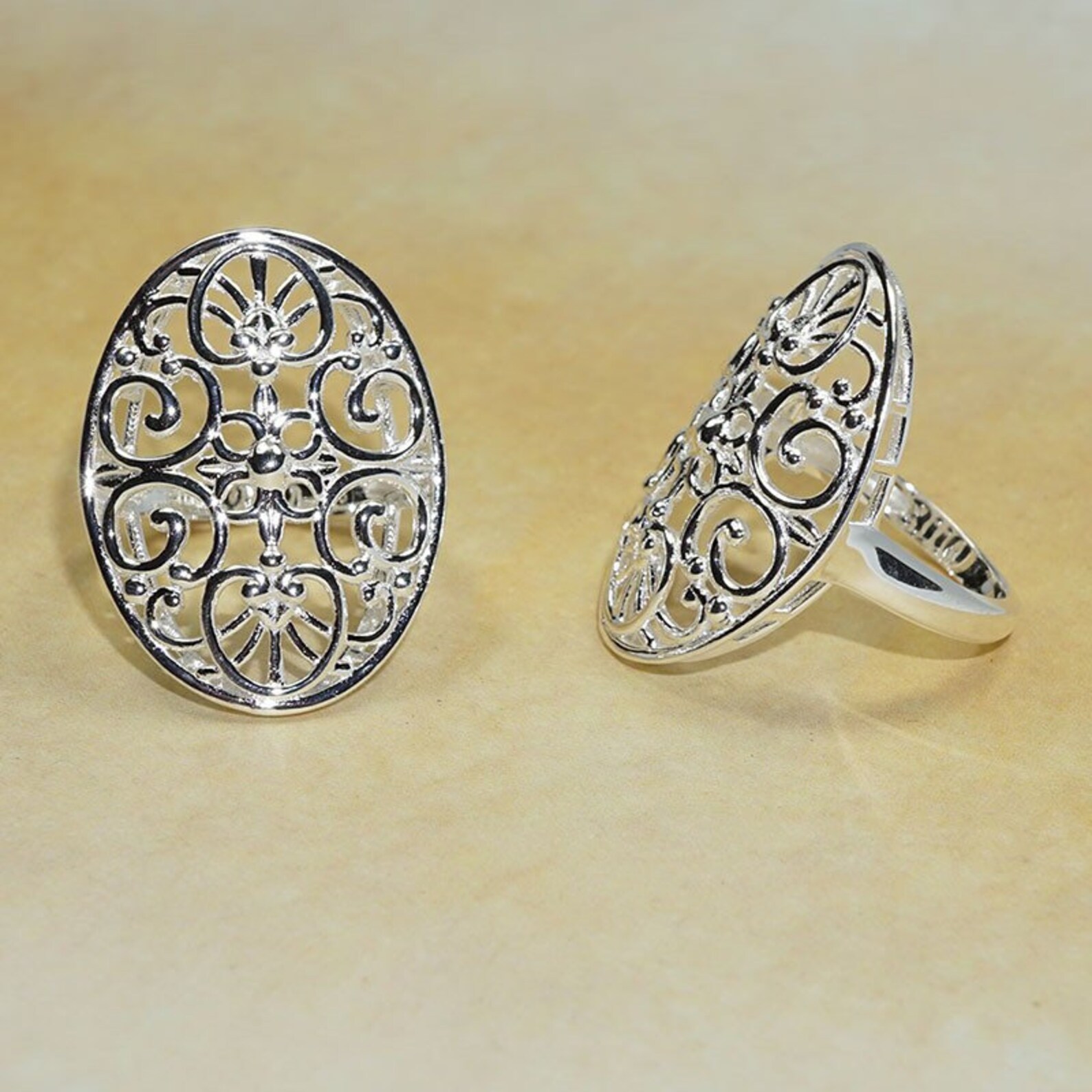 Sterling Silver .925 Charleston Gate Jewelry Ring 16 Broad Etsy