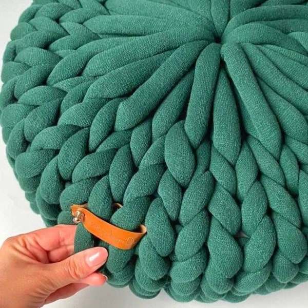 Chunky Pouf, pouf tricoté, pouf tricoté, pouf tricoté, pouf en tricot CHUNKY, pouf à boucle géante, pouf au crochet trapu, oreiller de sol