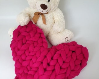 Valentine's pillow,  heart, chunky heart pillow,  knit heart cushion,  Home decor, Valentines cushion  , DIY