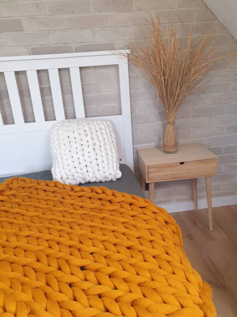 CHUNKY arm knit BLANKET Chunky VEGAN blanket Hand knitted Etsy