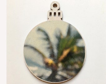 Ornament - Palm tree on dune