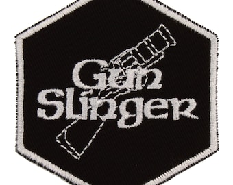 Toppa Gunslinger – Made in USA – Toppa di classe RPG 2,5" x 3" – Toppa D&D – Toppe DnD – Toppa per giochi da tavolo – Regali per giocatori