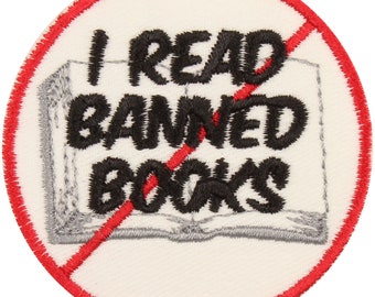 Tygmärke "Jag läser förbjudna böcker" – Tillverkad i USA – Boktygmärke 5 x 7,5 cm – Bibliofiltygmärke – Gåvor till bokälskare – Tygmärken för ryggsäckar