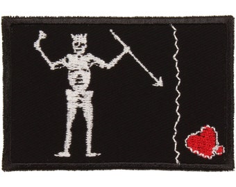 Naszywka z flagą Broken Hearted Blackbeard – Wyprodukowano w USA – 2" x 3" Naszywki OFMD – Odznaka BlackStede – Naszywka BlackBonnet – Naszywka fandomu piratów