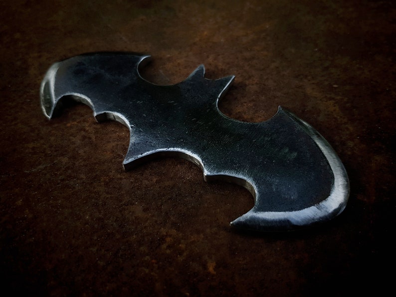 replica batarang