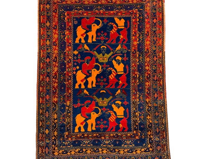 Vintage Unique Hand knotted Pictorial rug - Animalia Wool rug
