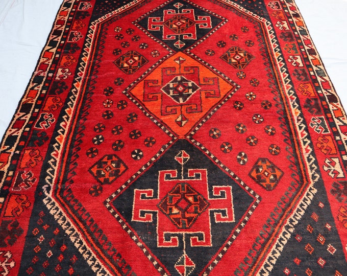 Vintage Caucasian hand knotted rug - 5'0 x 8'6 Old area rug - rug for bedroom - persian style rug