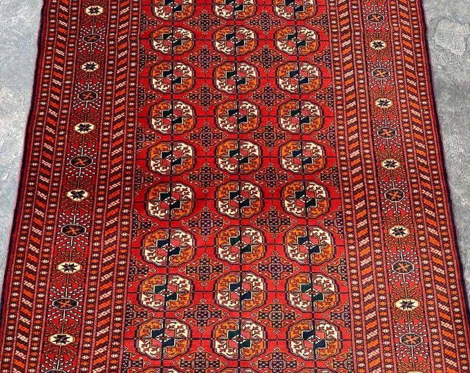 70% off vintage turkmen Tekka Rug hand-knotted super fine area rug - 4'2 x 6'3 rug for bedroom
