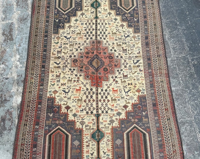 70% off 4.1 x 6.4 Feet/  Vintage chicken Motif handwoven Sumak kilim rug | Afghan Orienal Sumal Pictorial Kilim rug