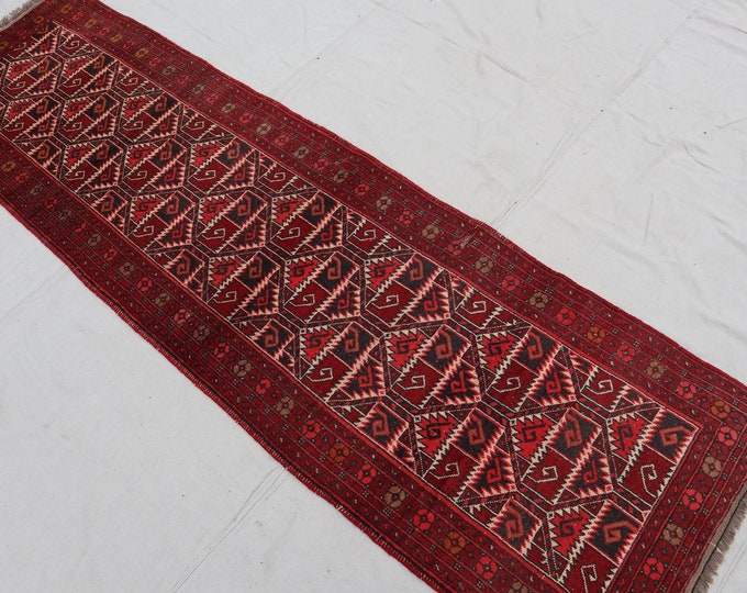 70% off 2.8 x 9.2 Ft/ super  Afghan Turkmen Red Vintage Bashiri rug runner | Hand knotted tribal wool runner rug  1980s Hallway Rug Runner