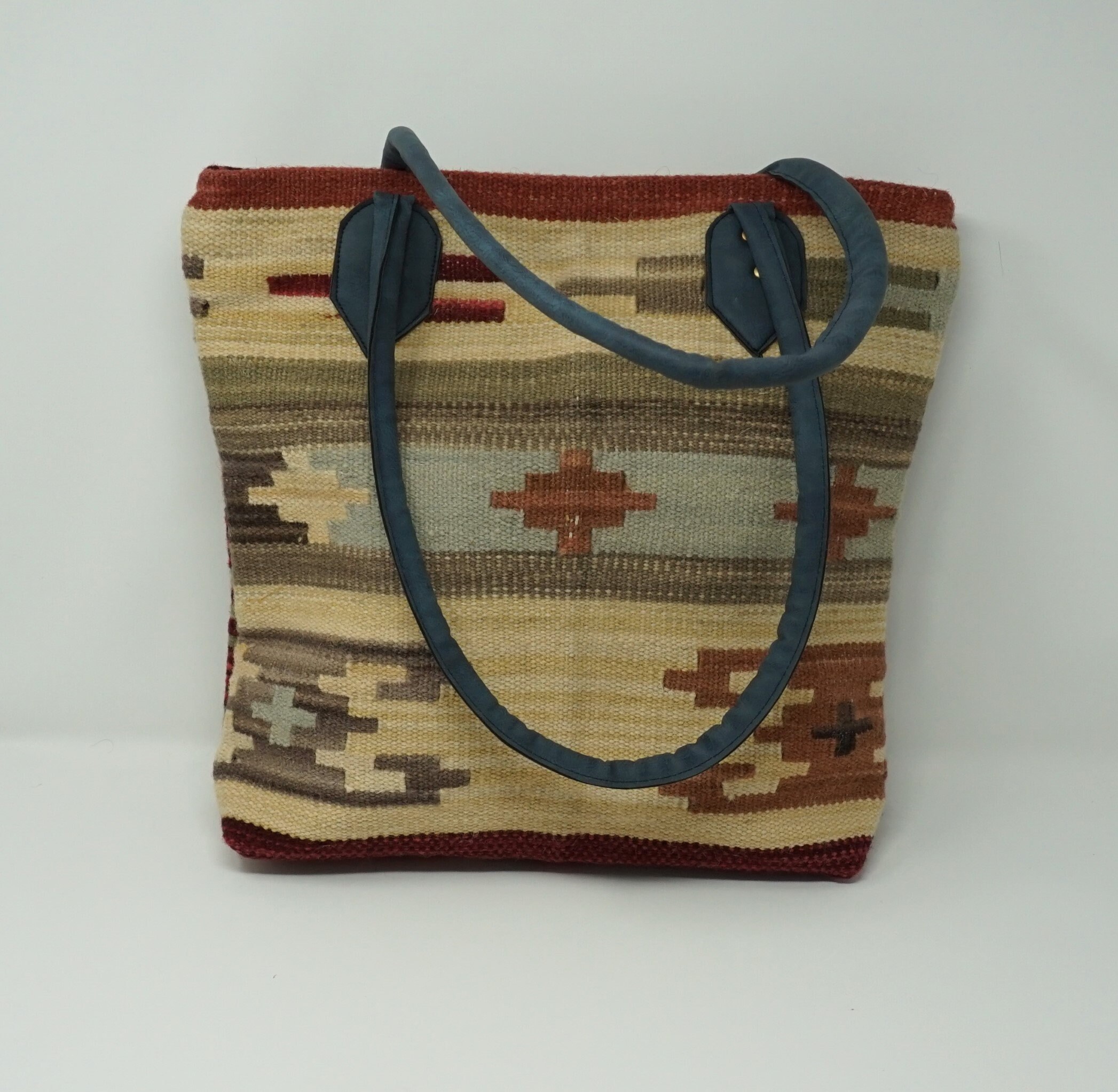 Beautiful handmade kilim tote bag / turkish kilim handbag